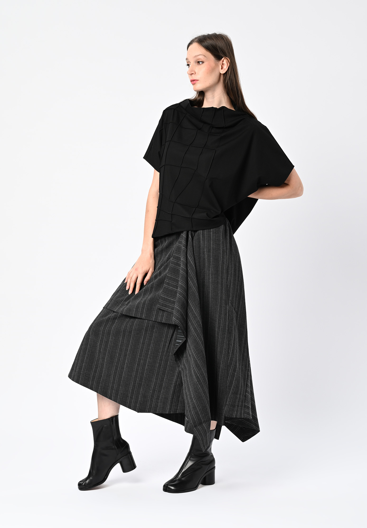 MOYURU - CUBIST TOP - BLACK