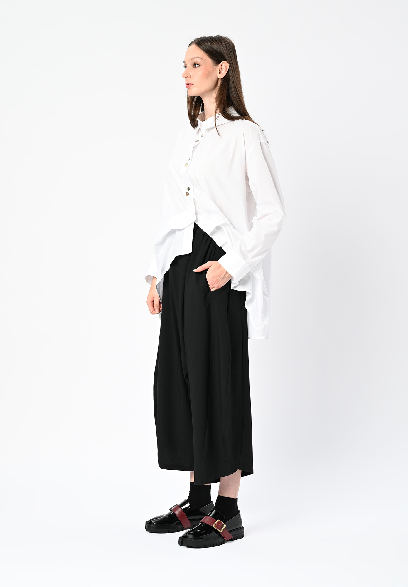 MOYURU - PERSPECTIVE BALLOON PANT - BLACK