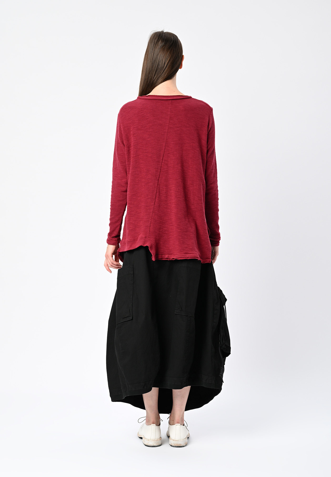 MOYURU - GALLERY CUT OUT TOP - CHERRY RED