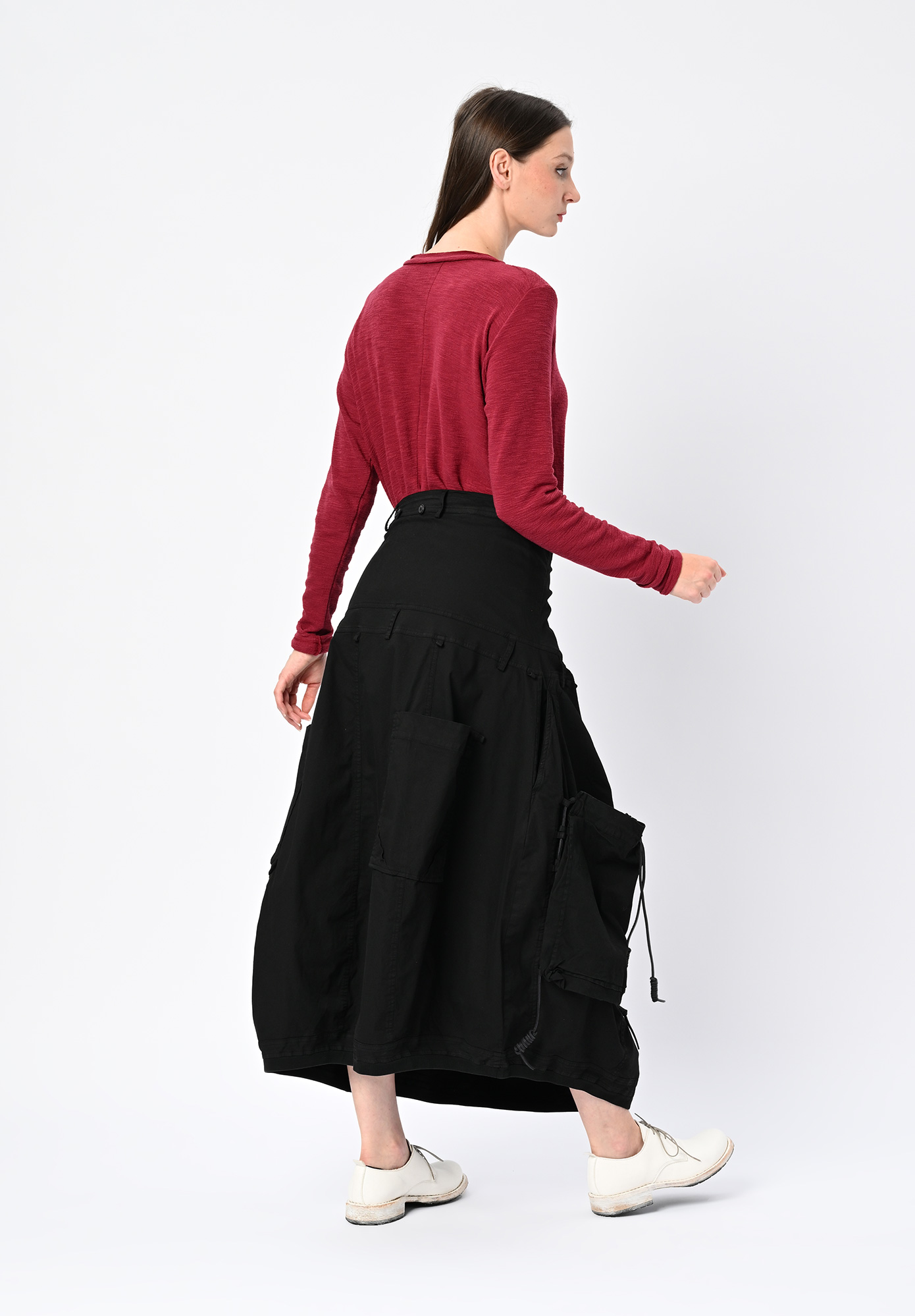MOYURU - GALLERY CUT OUT TOP - CHERRY RED