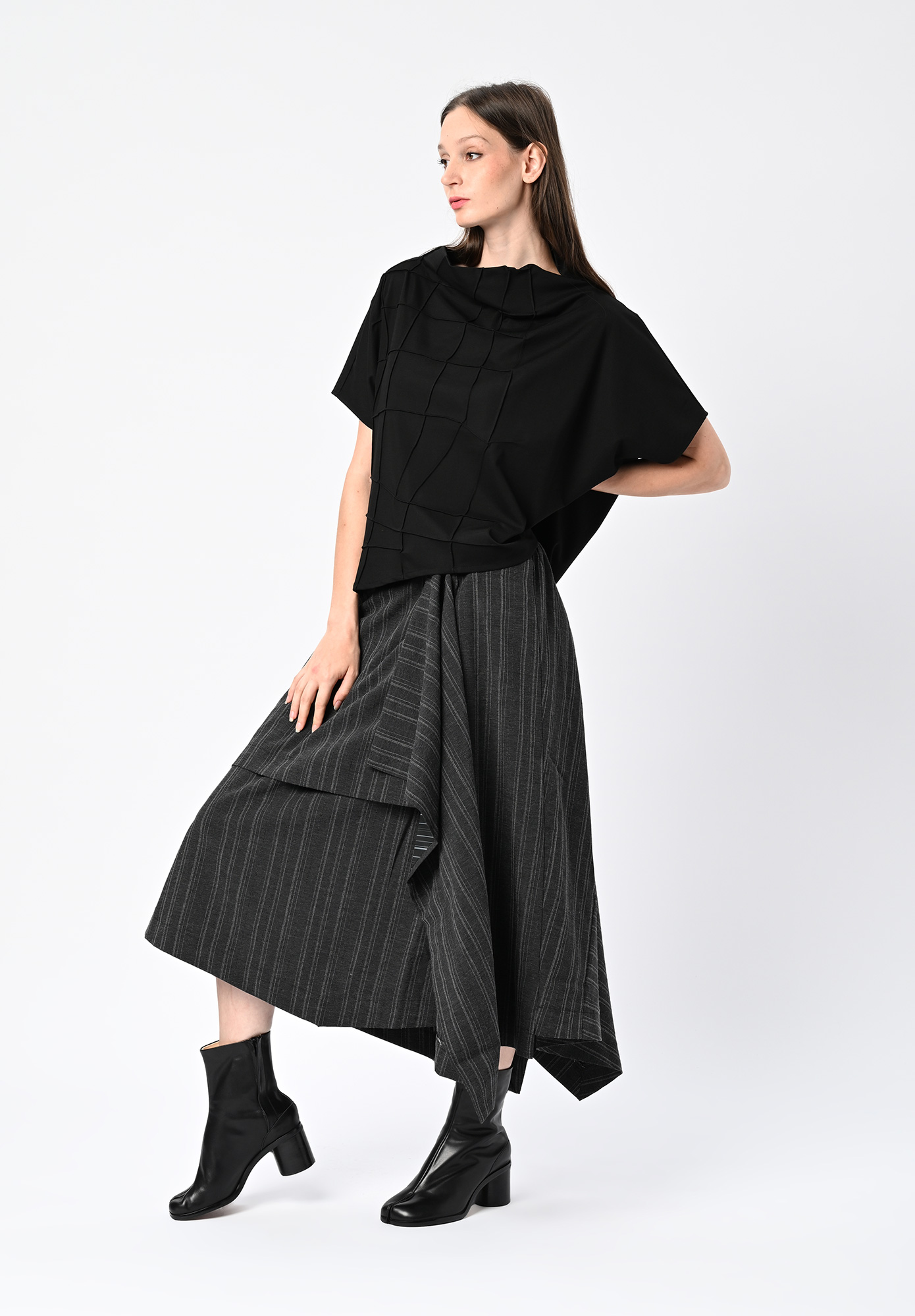 MOYURU - ECLIPSE SKIRT - GREY MOYURU - ECLIPSE SKIRT - GREY