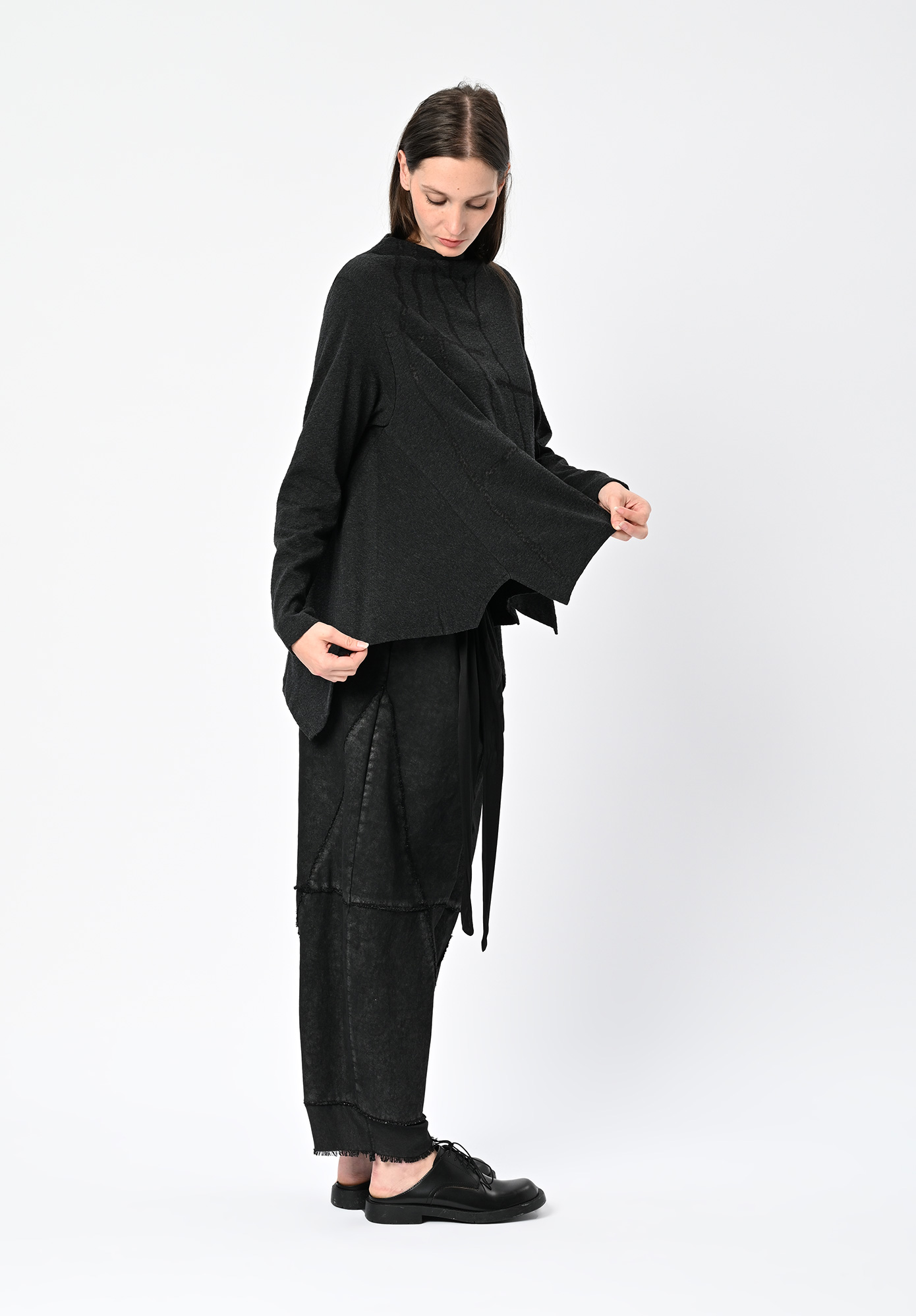 MOYURU - PRISM TOP - CHARCOAL | BLACK