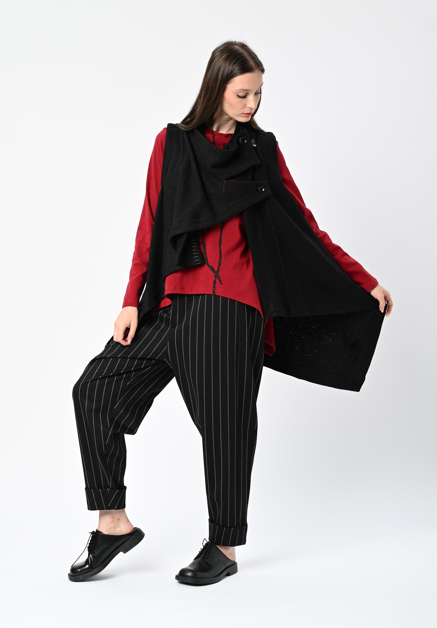 MOYURU - ORI FOLD VEST - BLACK