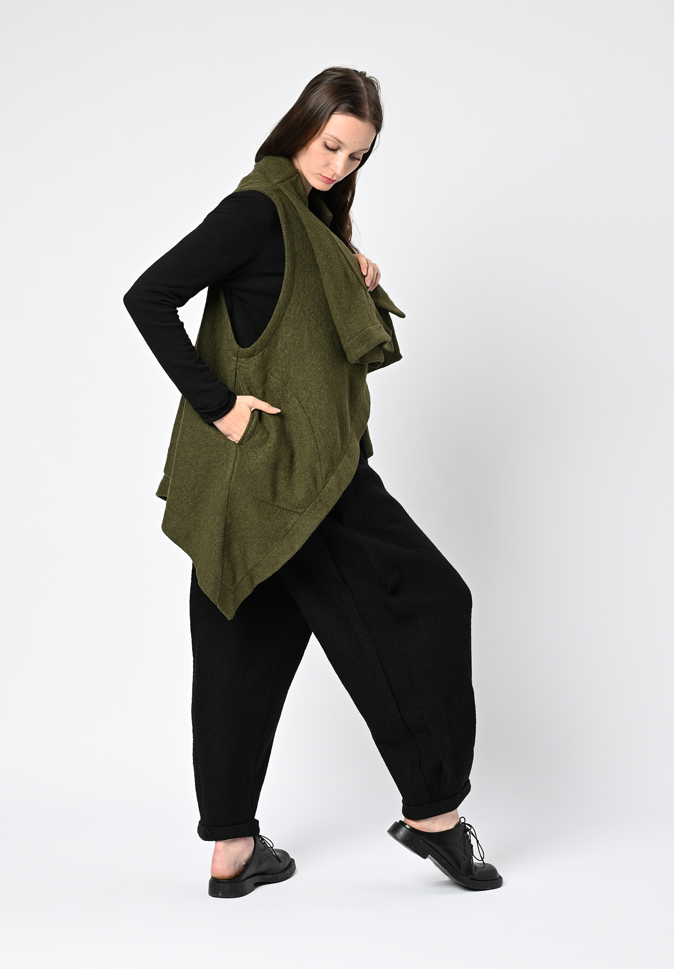 MOYURU - ORI FOLD VEST - KHAKI