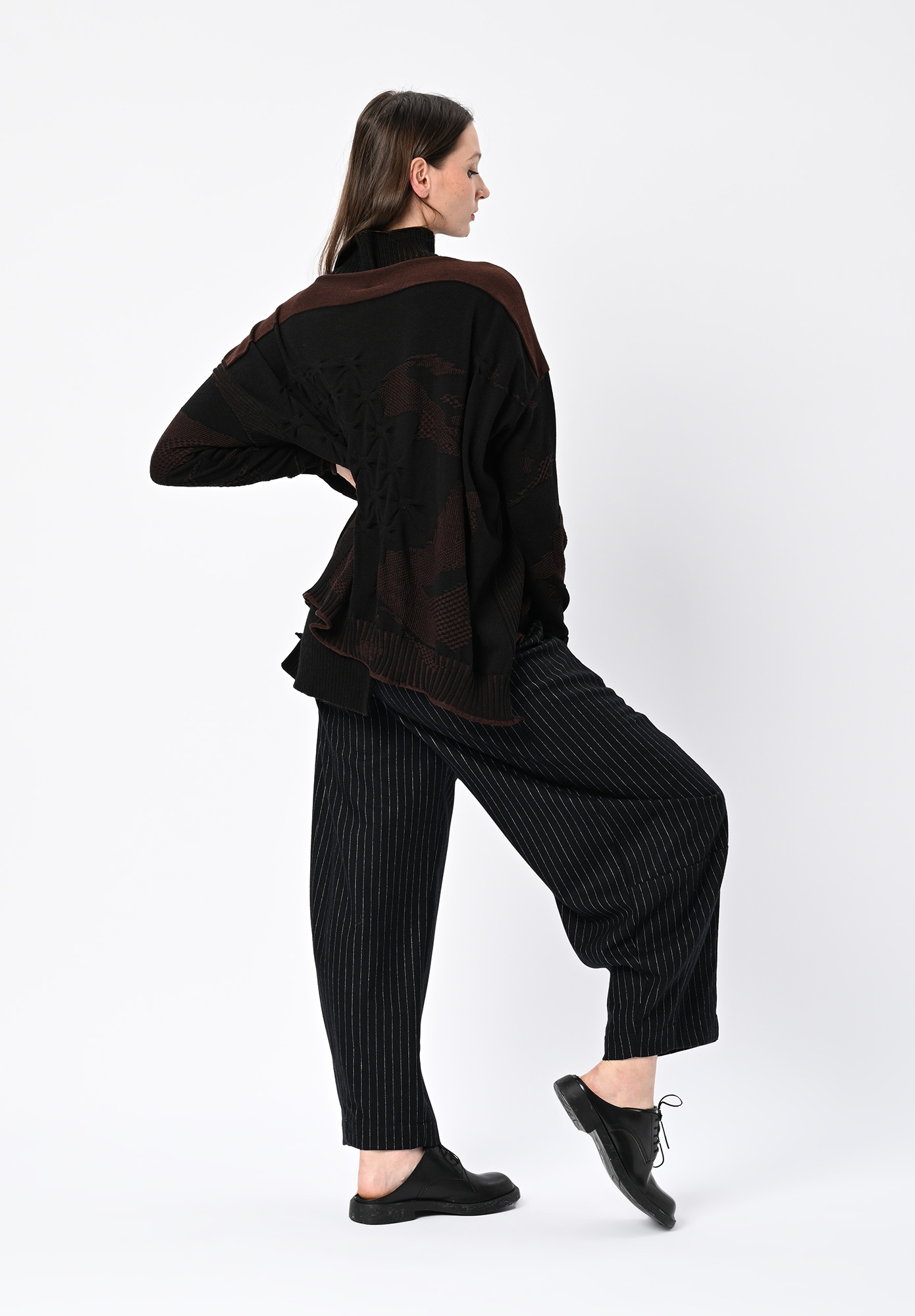 MM SÖHN  - PARADE CONTOUR PANT - BLACK PINSTRIPE