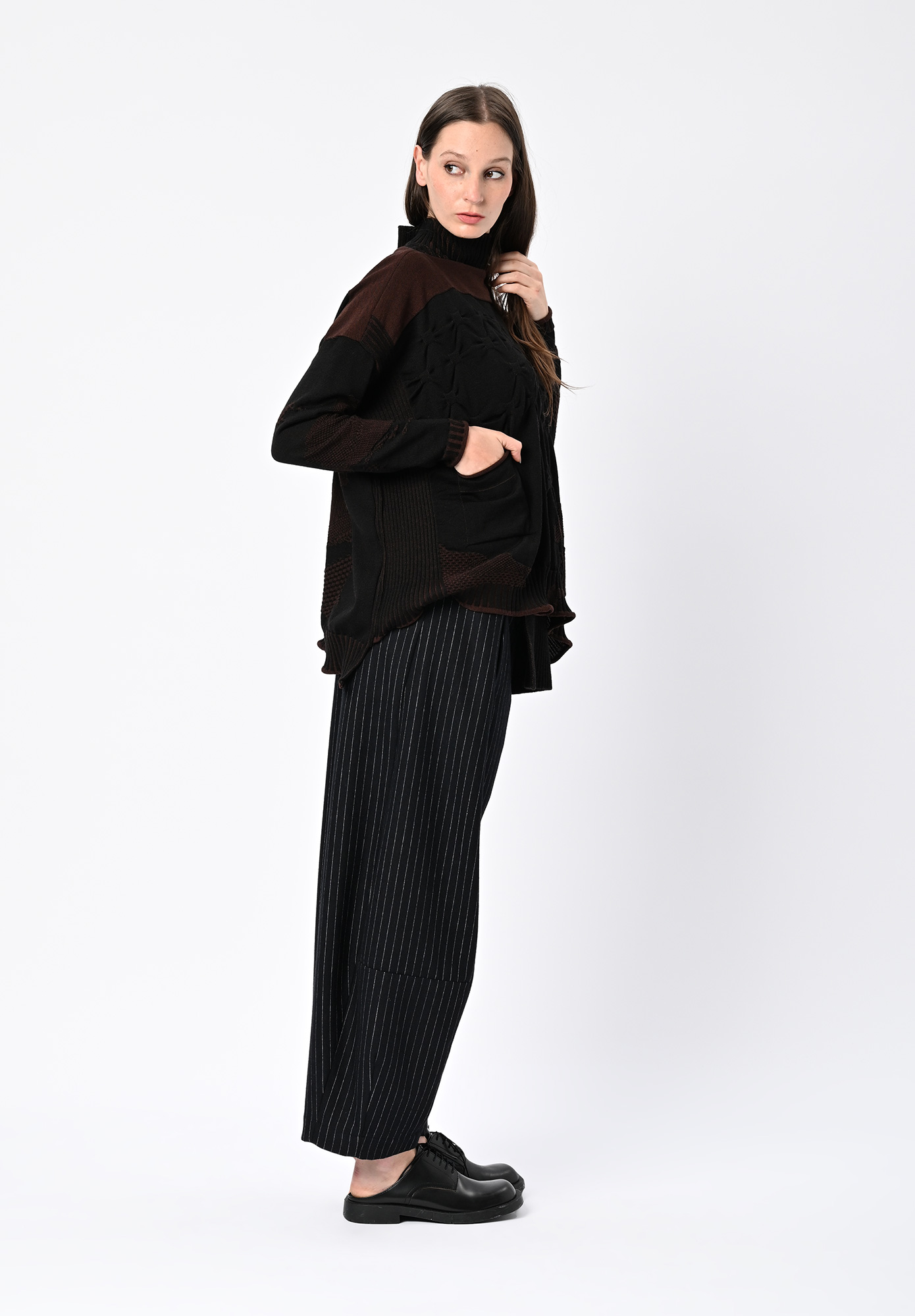 MM SÖHN  - PARADE CONTOUR PANT - BLACK PINSTRIPE