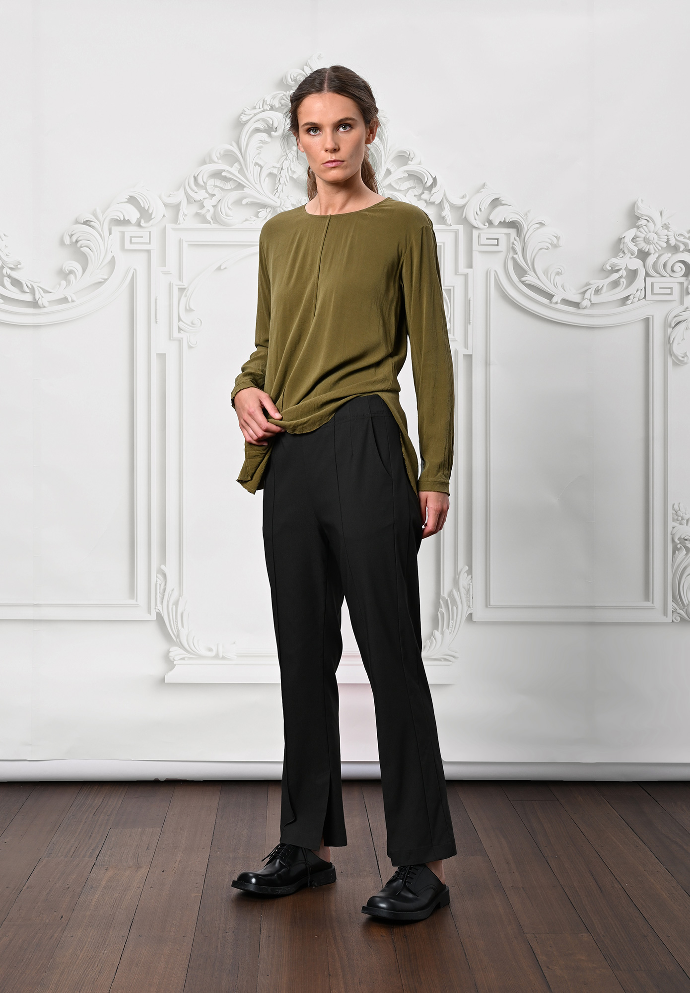 MM SÖHN  -FLUTED PINTUCK POCKET PANT - HUNTER