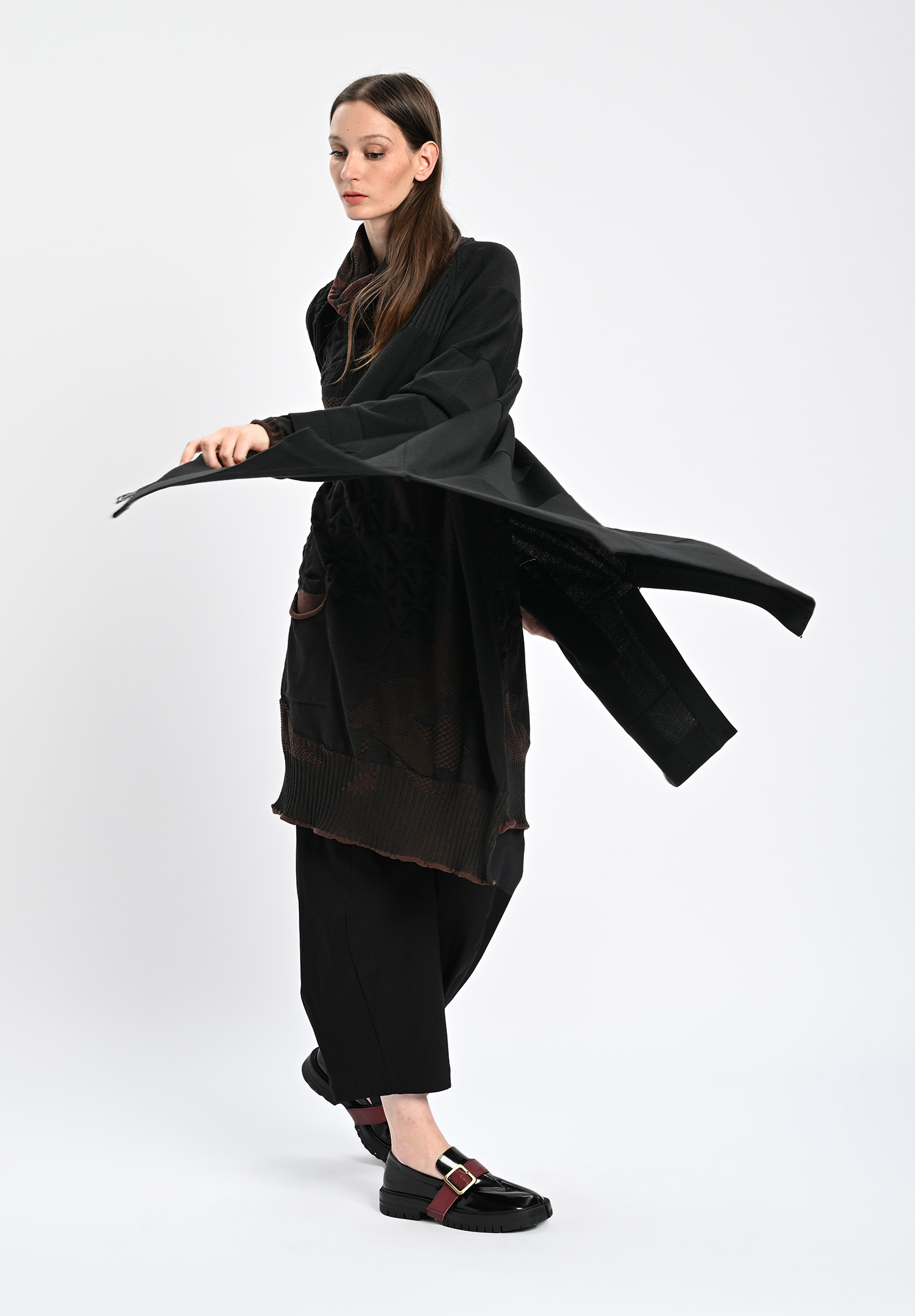 MM SÖHN - GRADUATED CARDI COAT - BLACK MM SÖHN - GRADUATED CARDI COAT - BLACK