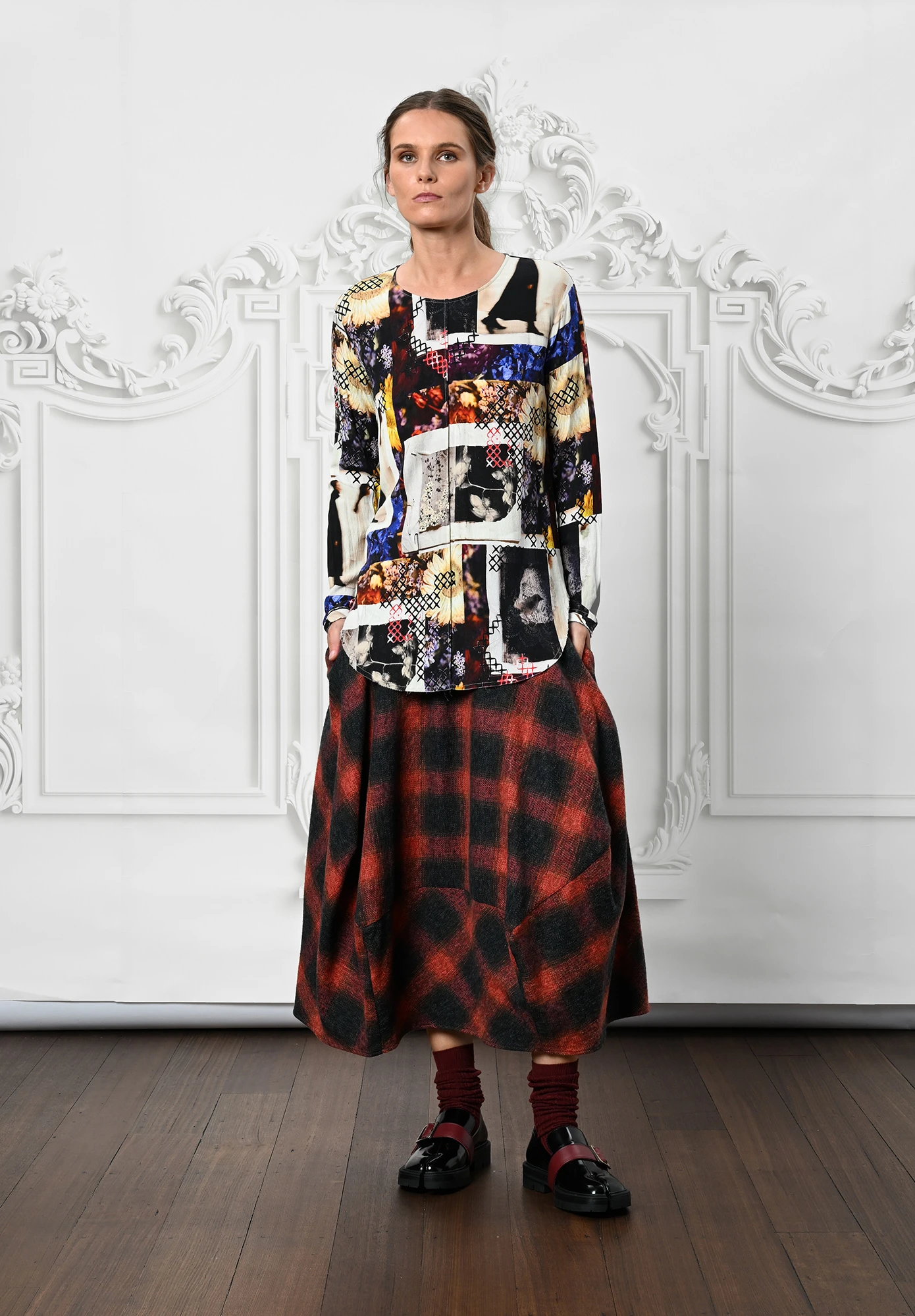 MM SÖHN  - POSITION SKIRT - RED PLAID MULTI