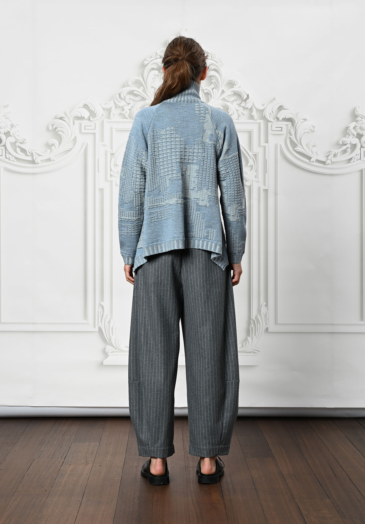 MM SÖHN  - PARADE CONTOUR PANT - SILVER PINSTRIPE