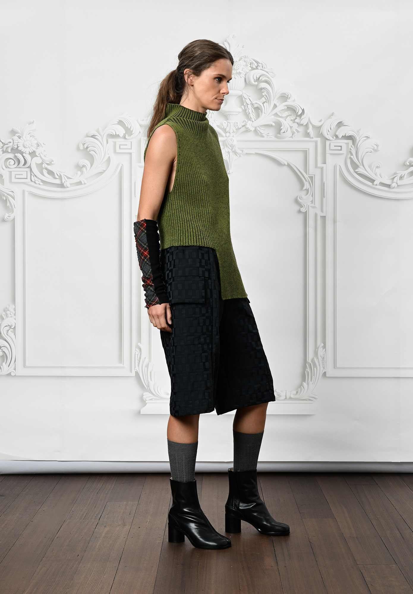 MM SÖHN - MODULATE RIB KNIT VEST - PISTACHIO | LICHEN MM SÖHN - MODULATE RIB KNIT VEST - PISTACHIO | LICHEN