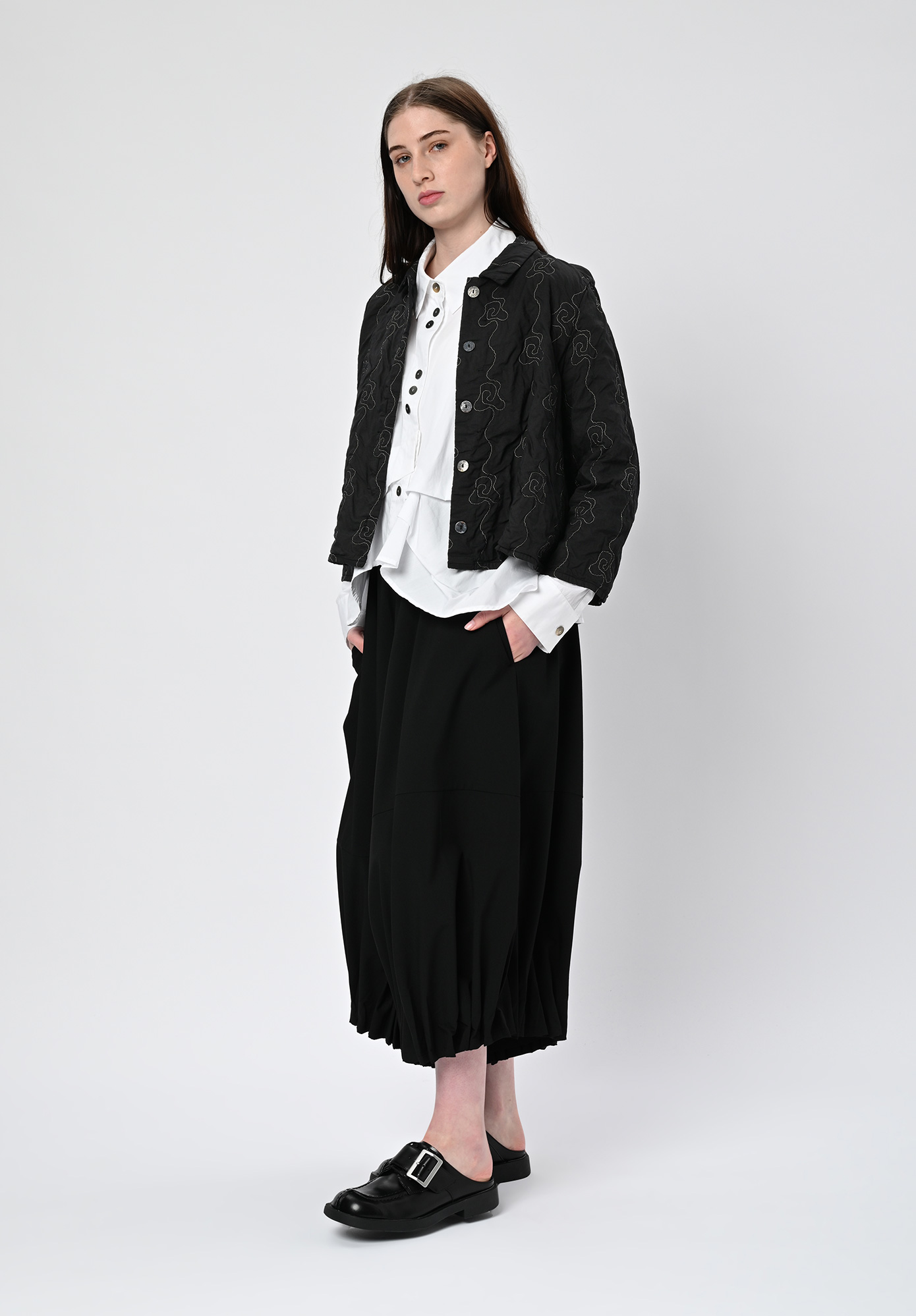 PRIVATSACHEN - MINIMALIG SHORT JACKET - KAVIAR | BLACK