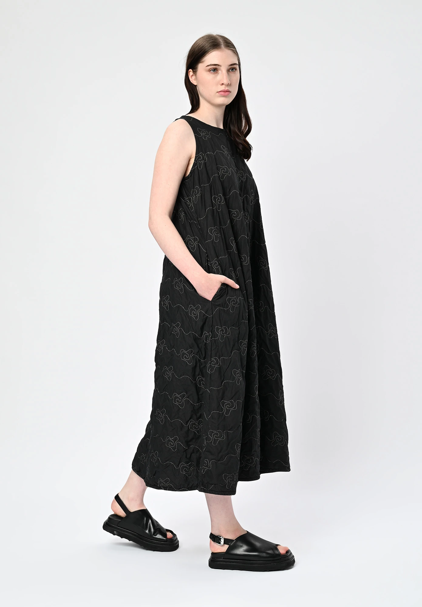 PRIVATSACHEN - FASERDRESS LONG SLEEVELESS DRESS - KAVIAR | BLACK