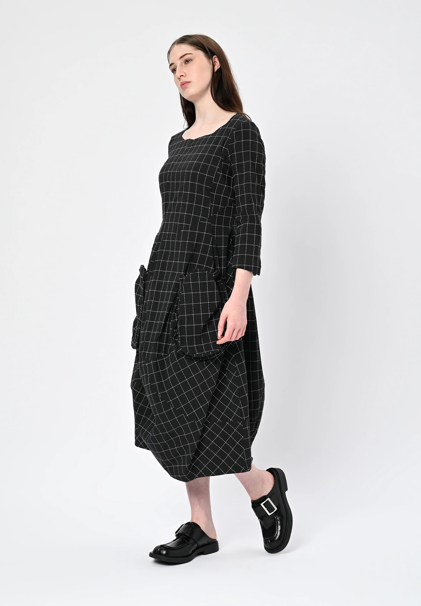 STUDIO RUNDHOLZ | BLACK LABEL - TULIP POCKET DRESS WITH 3/4 SLEEVES - BLACK CHECK