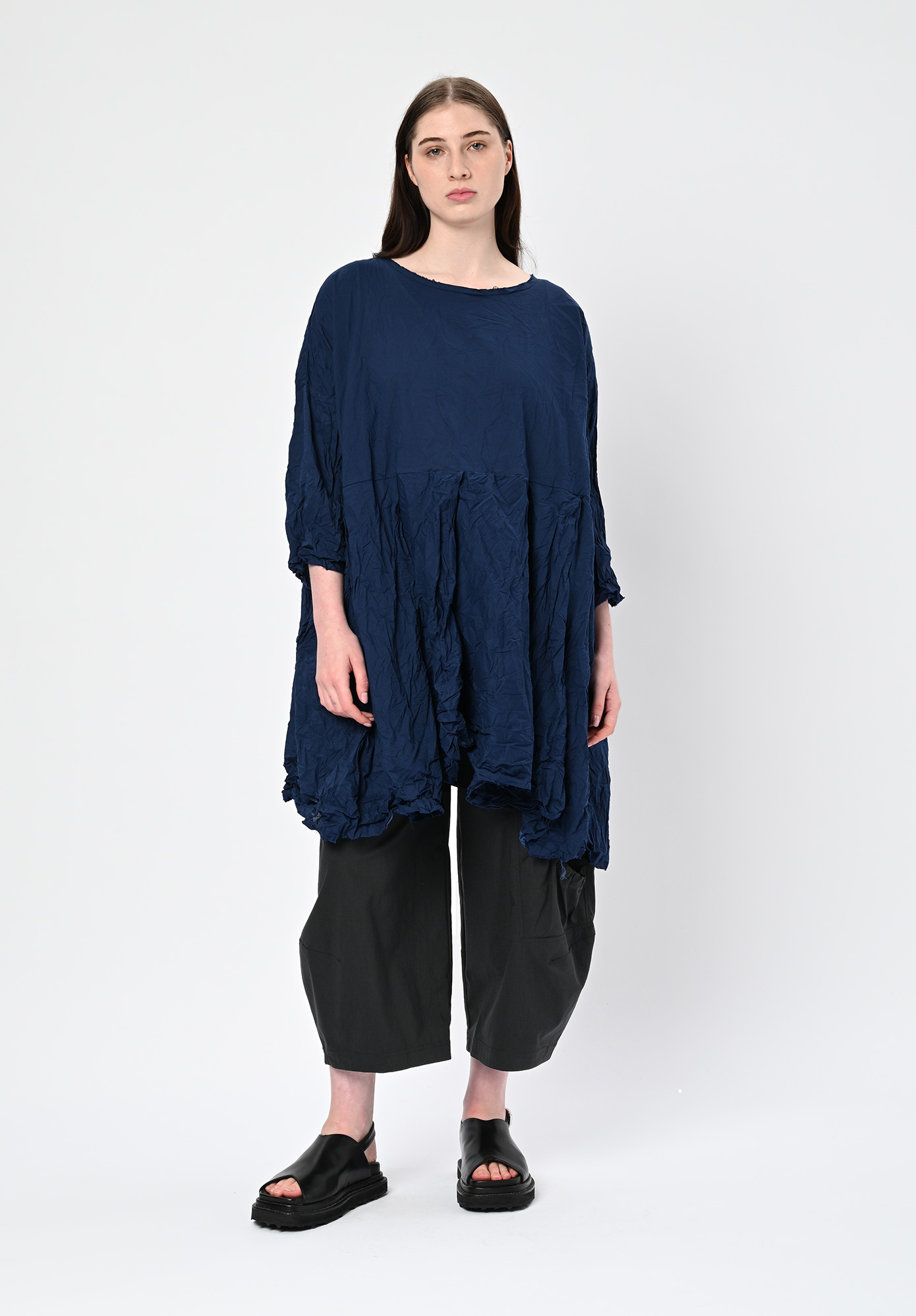 STUDIO RUNDHOLZ | BLACK LABEL - TULIP LEG PANT WITH GATHERED POCKETS  - BLACK