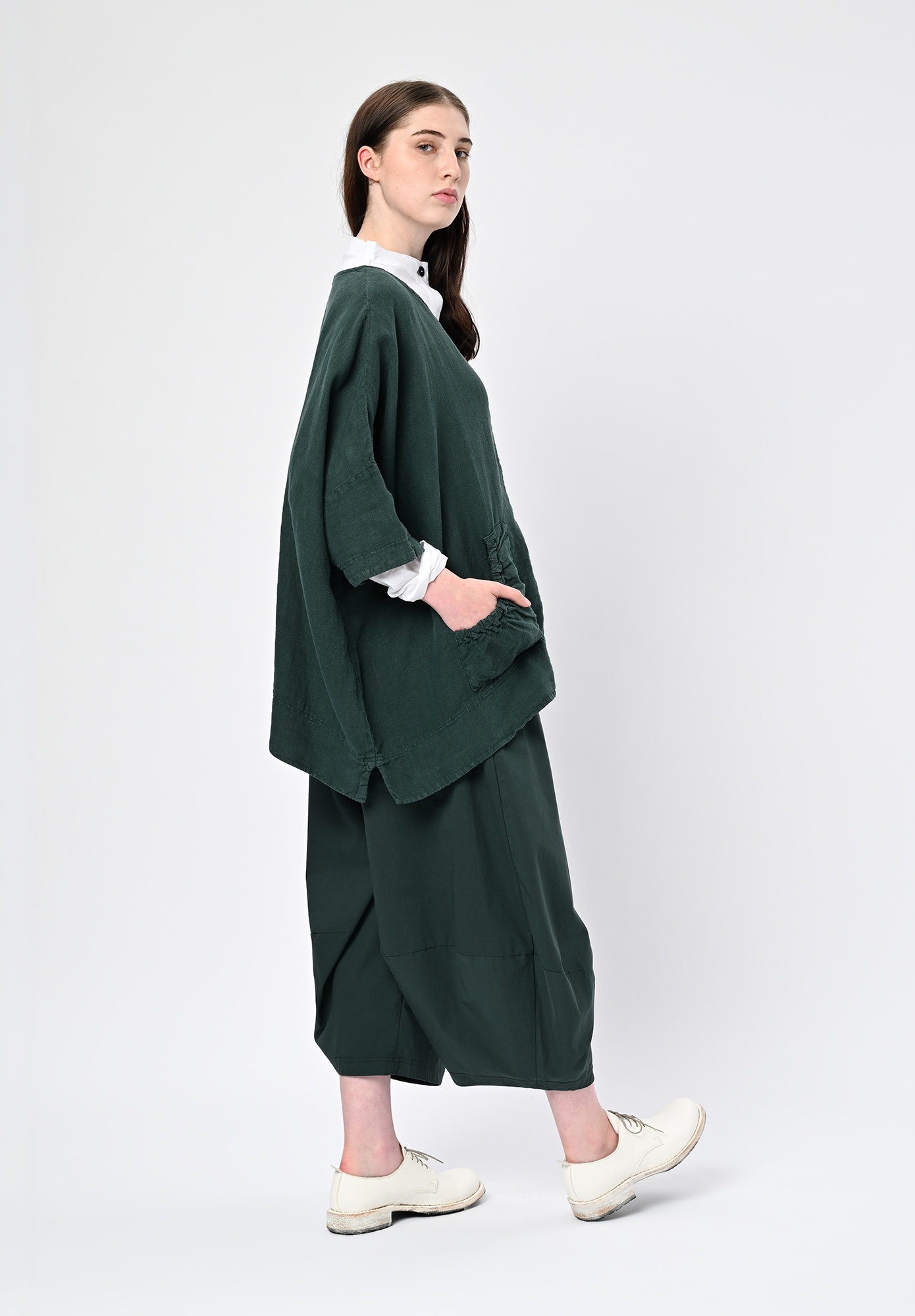 STUDIO RUNDHOLZ | BLACK LABEL - RELAXED LINEN T-SHIRT TOP - TREE STUDIO RUNDHOLZ | BLACK LABEL - RELAXED LINEN T-SHIRT TOP - TREE