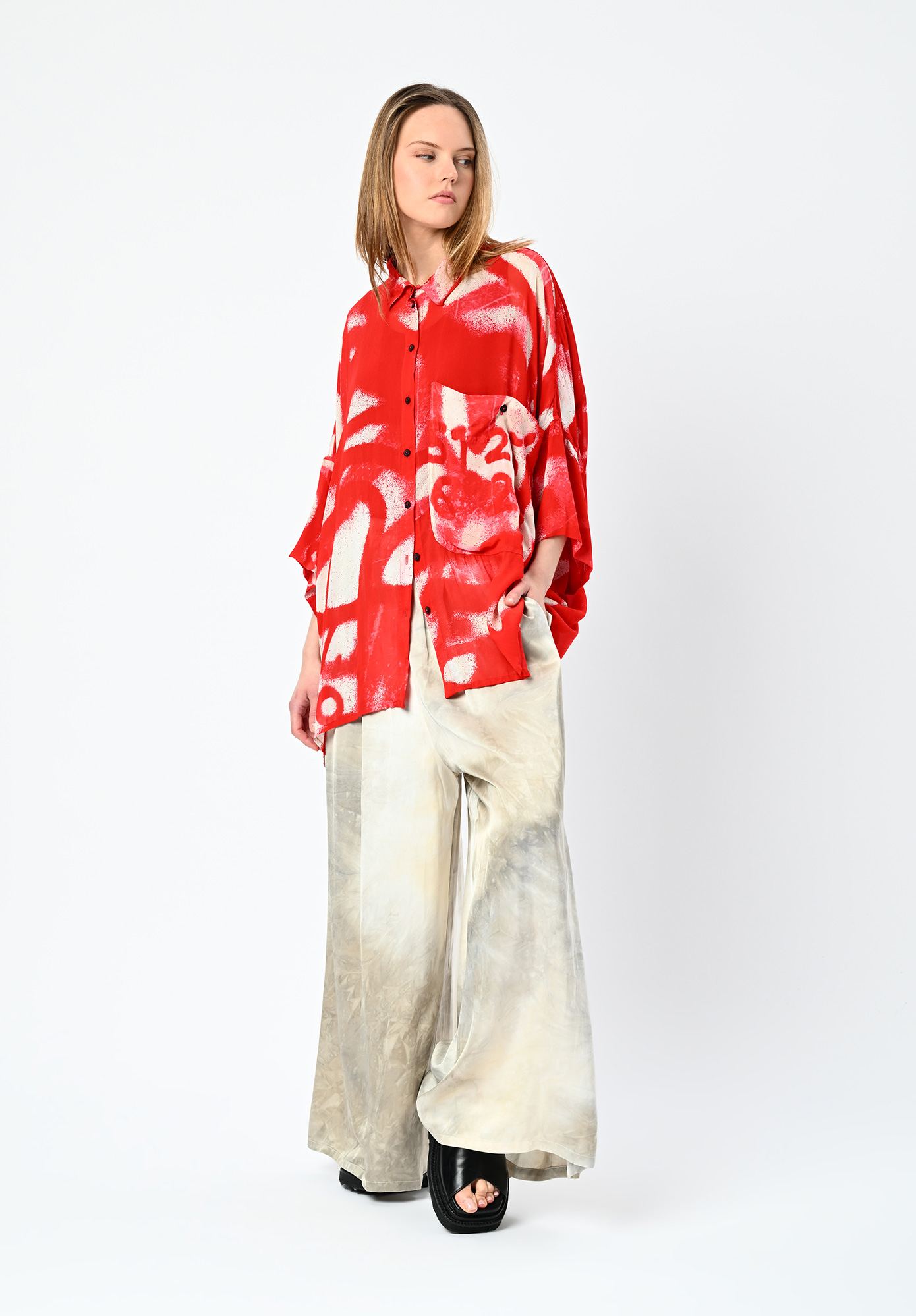 SANCTAMUERTE - SPLODGE DYED DRAPY PANT - SAND SHELL PRINT