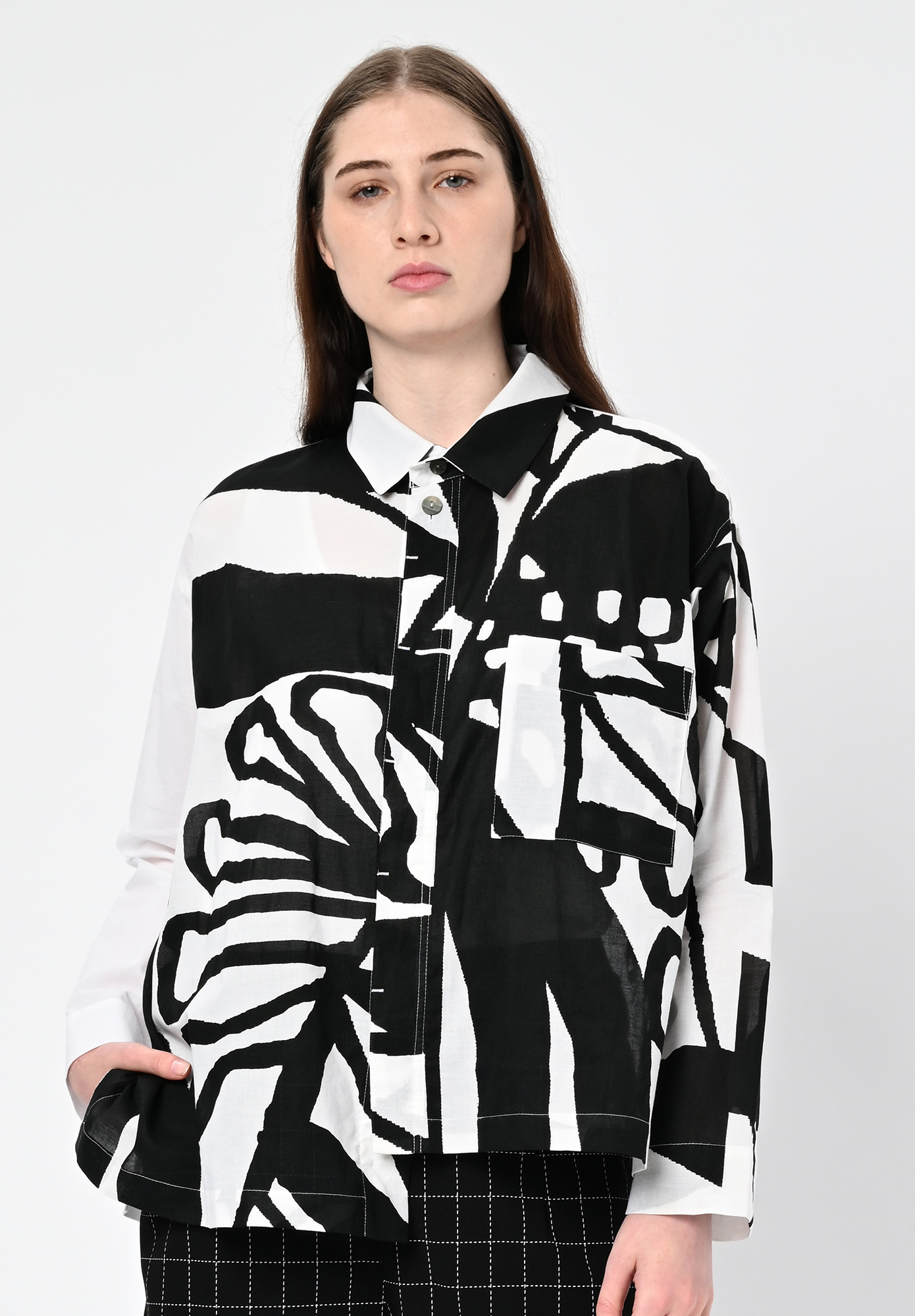 MOYURU - SHIZEN ASYMM SHIRT - MONOTONE BLACK | WHITE MOYURU - SHIZEN ASYMM SHIRT - MONOTONE BLACK | WHITE
