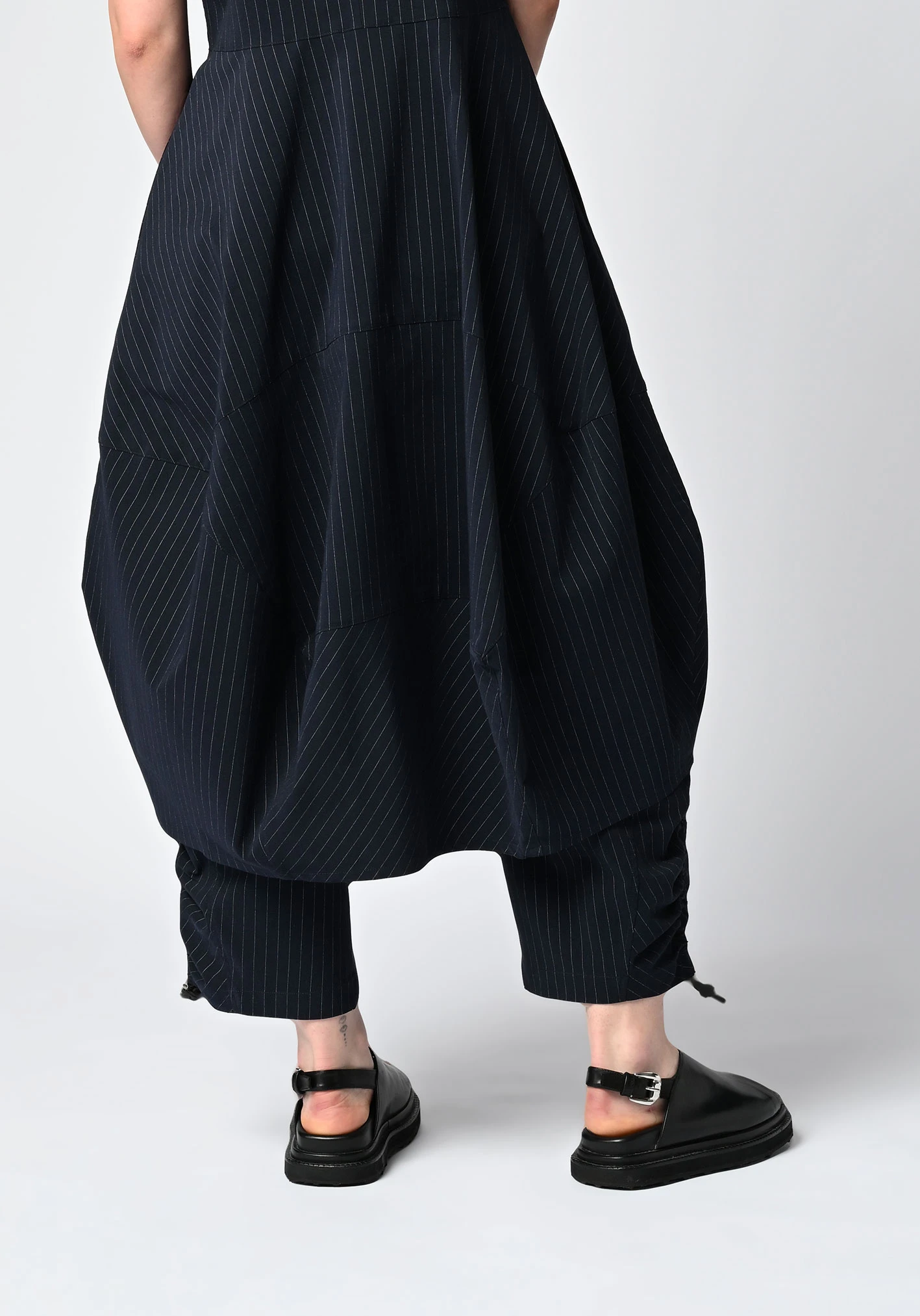 MM SÖHN - ASPECT SKIRT - NAVY PINSTRIPE MM SÖHN - ASPECT SKIRT - NAVY PINSTRIPE