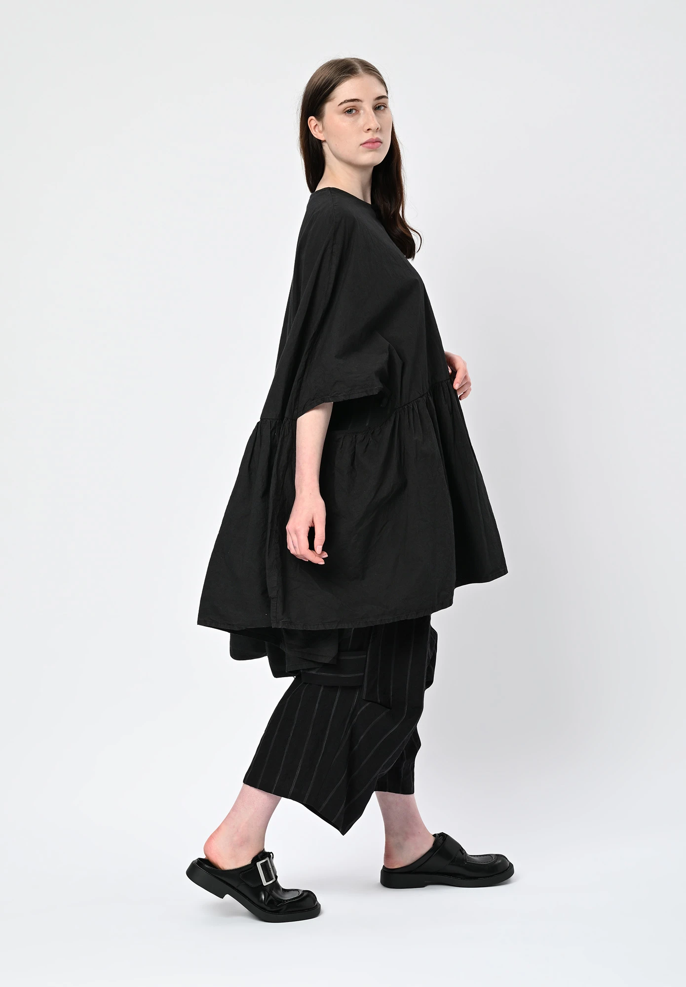 PRIVATSACHEN - TRUELABEL DRESS WITH EXTENDED SHOULDER  - KAVIAR | BLACK