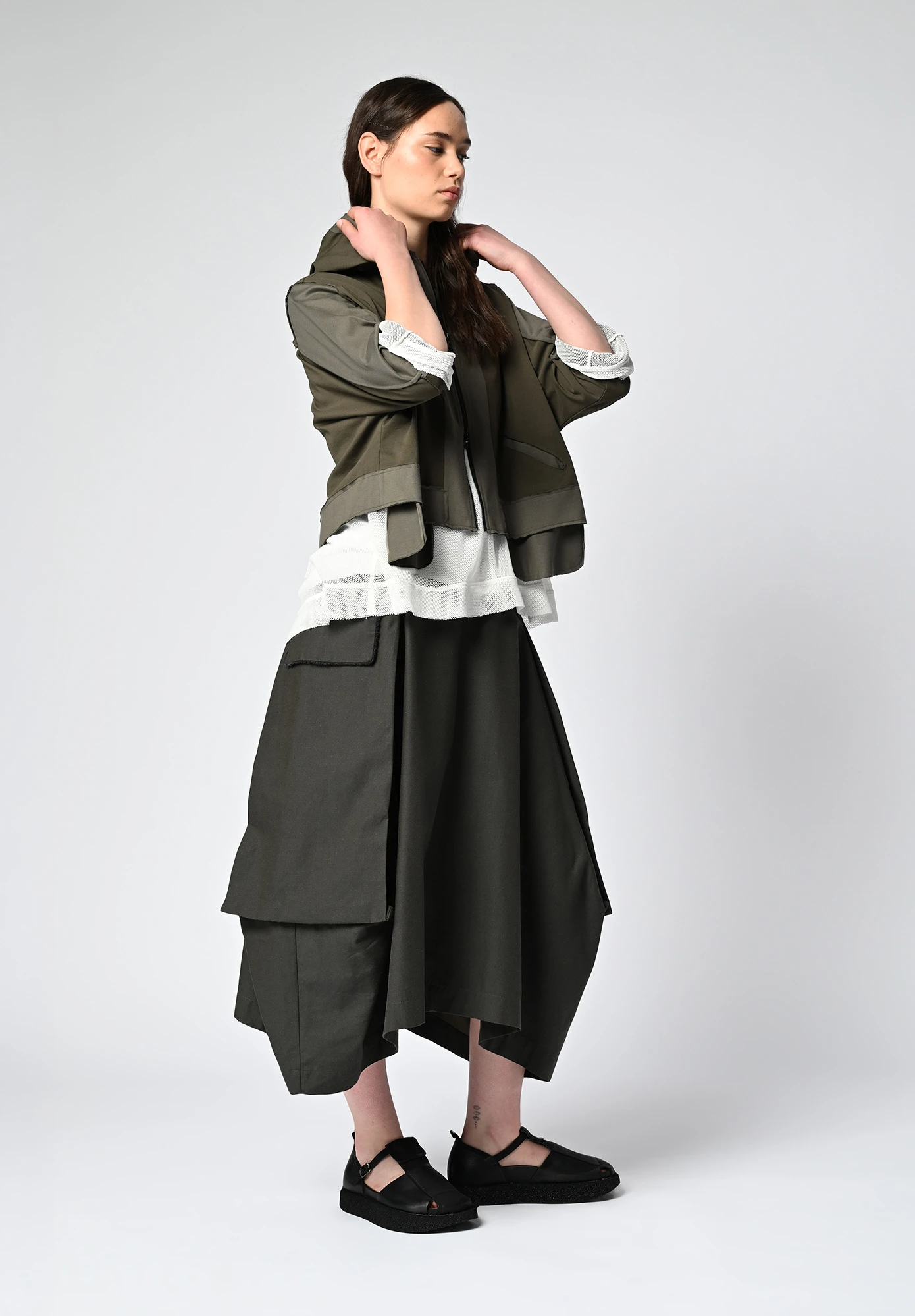 MM SÖHN - INTERVAL CROPPED HOODY - KHAKI | ARTICHOKE