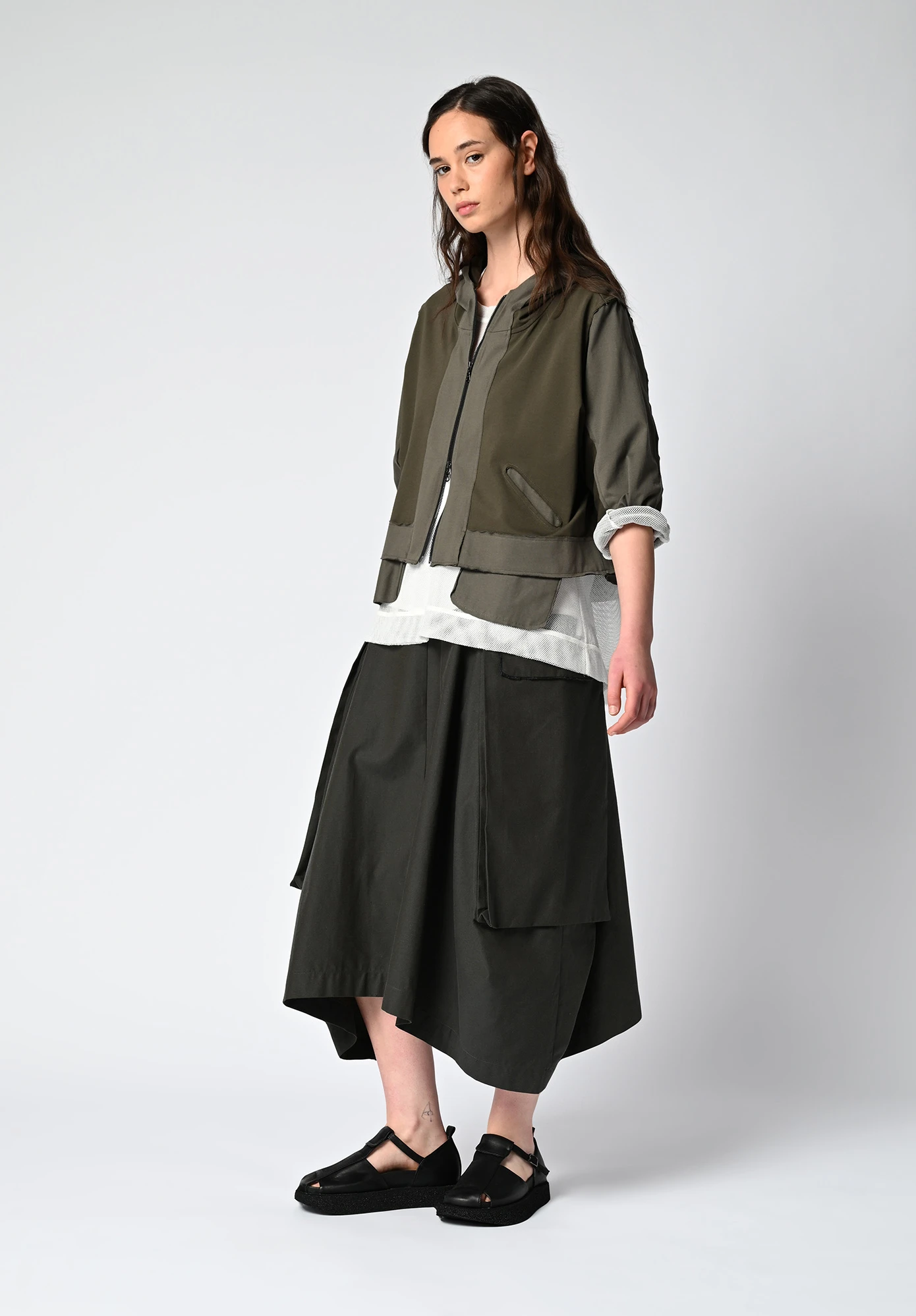 MM SÖHN - INTERVAL CROPPED HOODY - KHAKI | ARTICHOKE MM SÖHN - INTERVAL CROPPED HOODY - KHAKI | ARTICHOKE