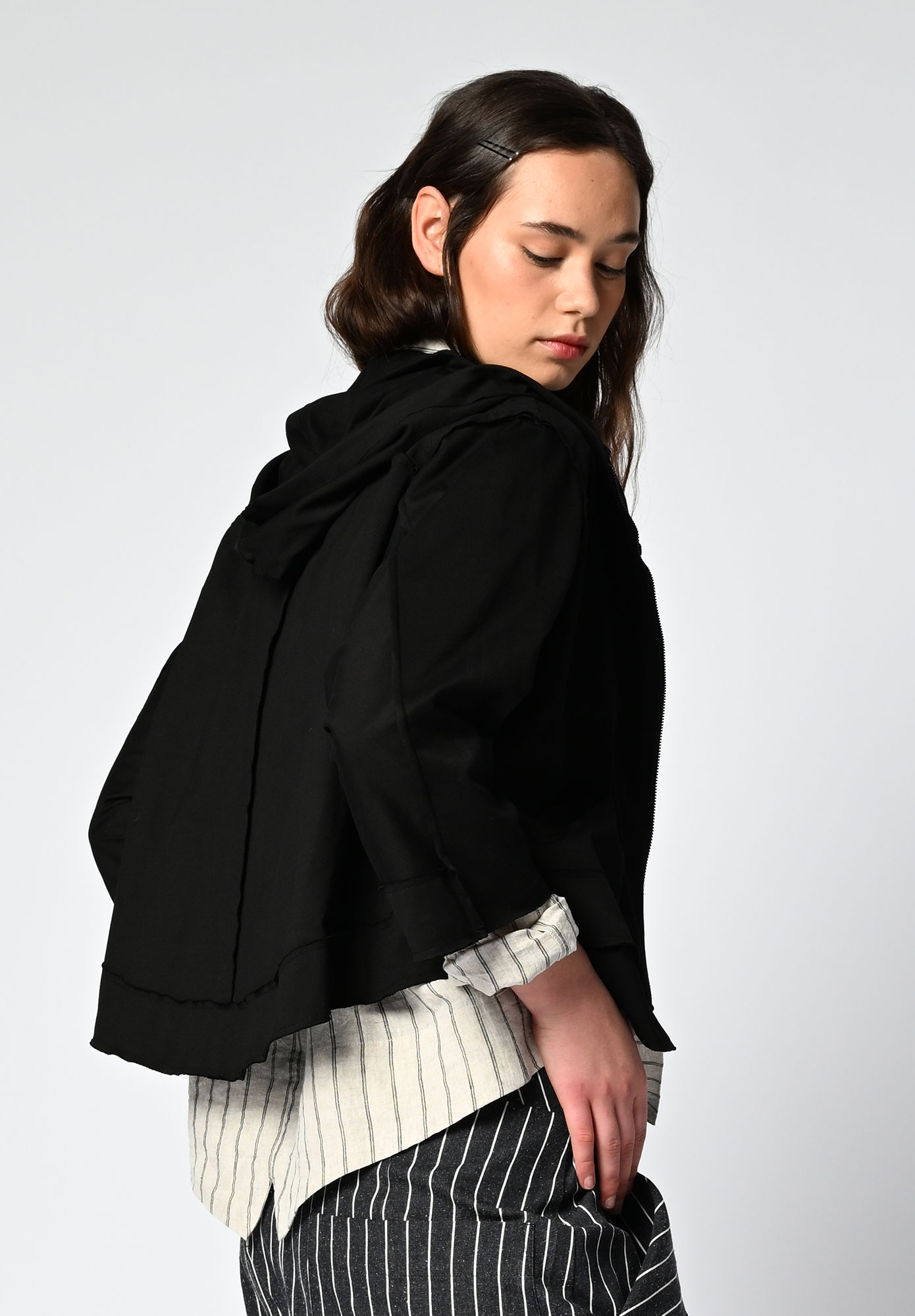 MM SÖHN - INTERVAL CROPPED HOODY - BLACK | BLACK MM SÖHN - INTERVAL CROPPED HOODY - BLACK | BLACK