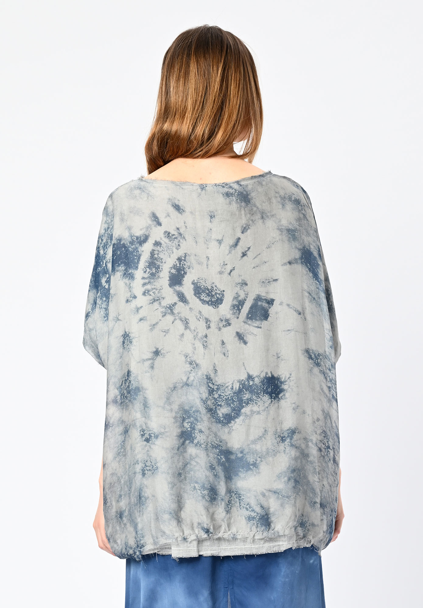 SANCTAMUERTE - DROPPED SHOULDER PRINT TOP FRONT IN SEAM POCKET - SILVER PEARL PRINT SANCTAMUERTE - DROPPED SHOULDER PRINT TOP FRONT IN SEAM POCKET - SILVER PEARL PRINT