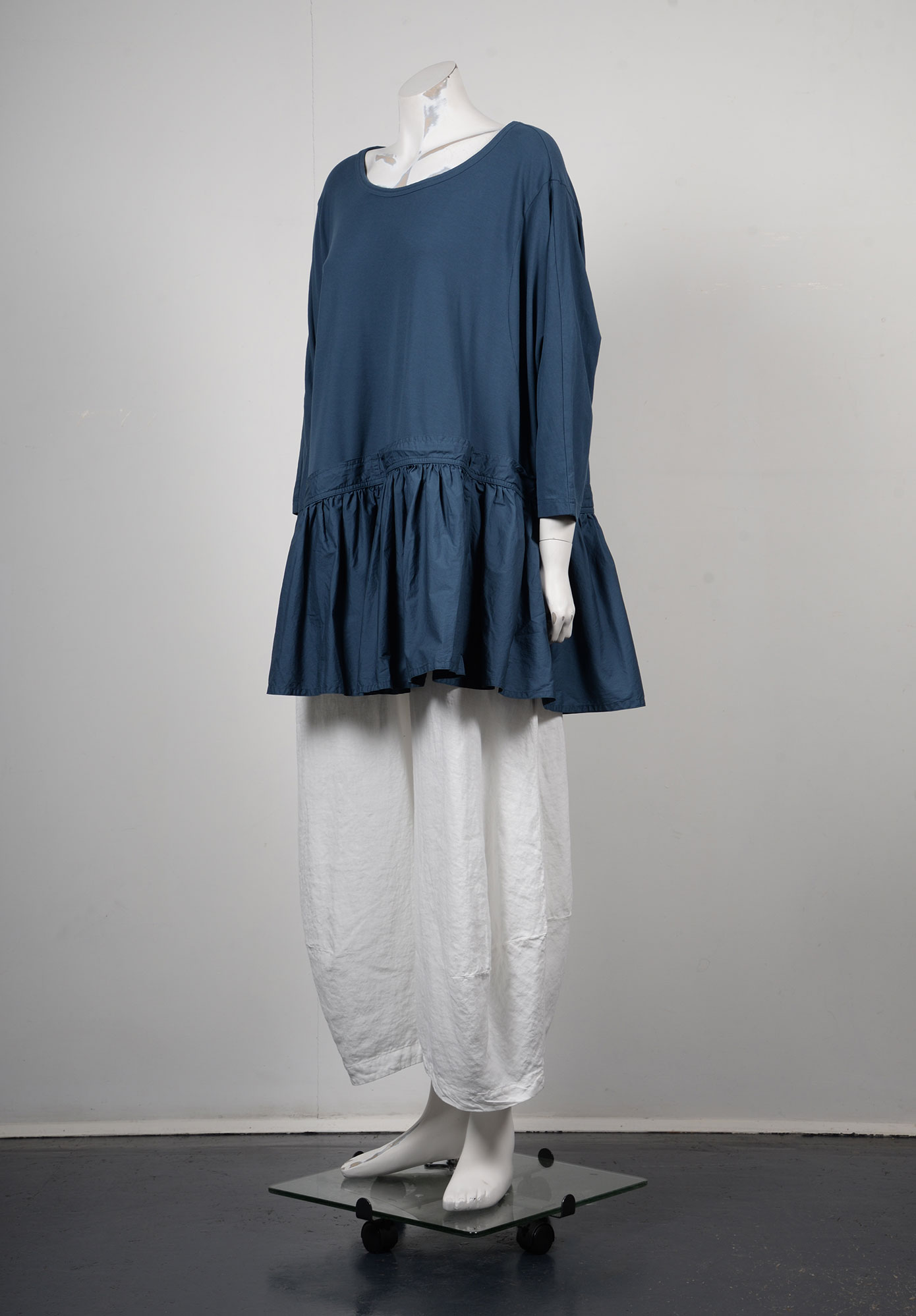 STUDIO RUNDHOLZ - BLACK LABEL - ANGLE GATHER TOP - PLUM STUDIO RUNDHOLZ - BLACK LABEL - ANGLE GATHER TOP - PLUM