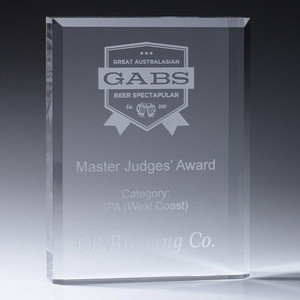 The Acrylic Block is a bold and minimalist recognition piece, designed to make a substantial impact through its simplicity. Defined by its impressive depth and architectural feel, this solid block stands independently, capturing and refracting light to create a stunning 3D effect for your custom engraving.