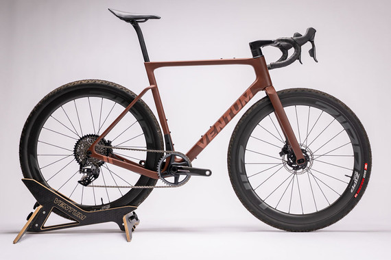 GS1 D2 Force | M/L | Demo