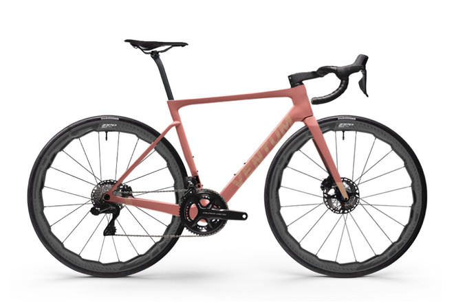The Ventum Dura Ace Di2 road bike comes with Shimano Dura Ace Di2 electronic shifting and ZIPP 353 NSW carbon wheels.