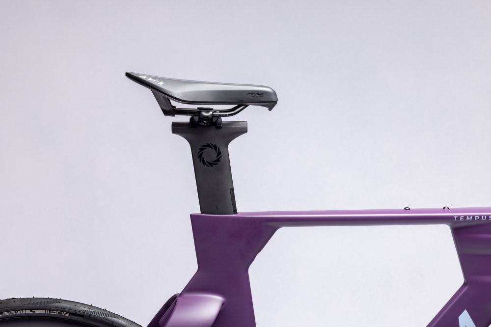 TEMPUS RIVAL AXS