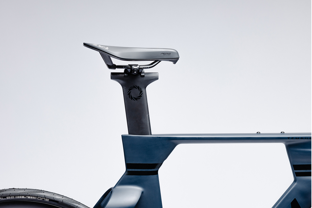 TEMPUS RIVAL AXS
