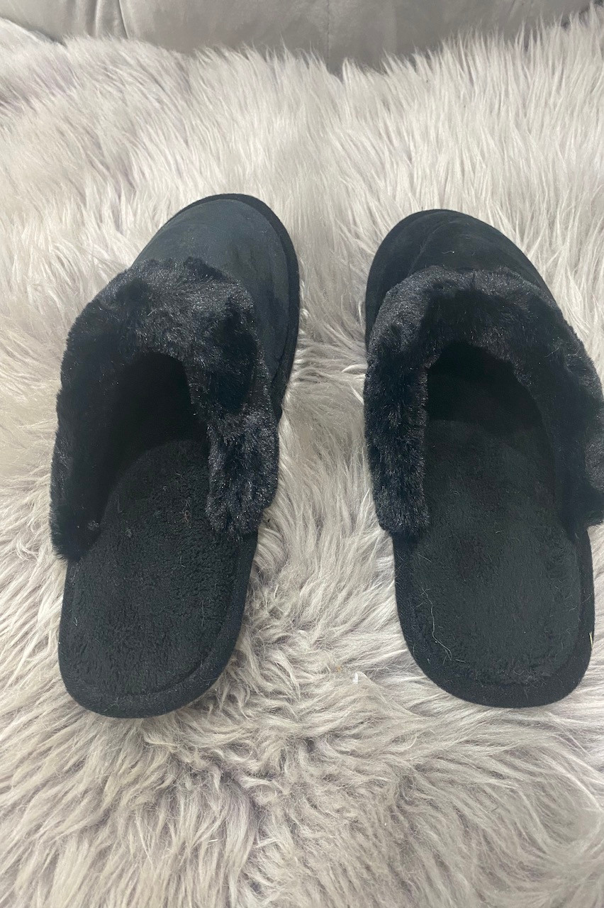Classic Black Fluffy Slippers - Want That Trend