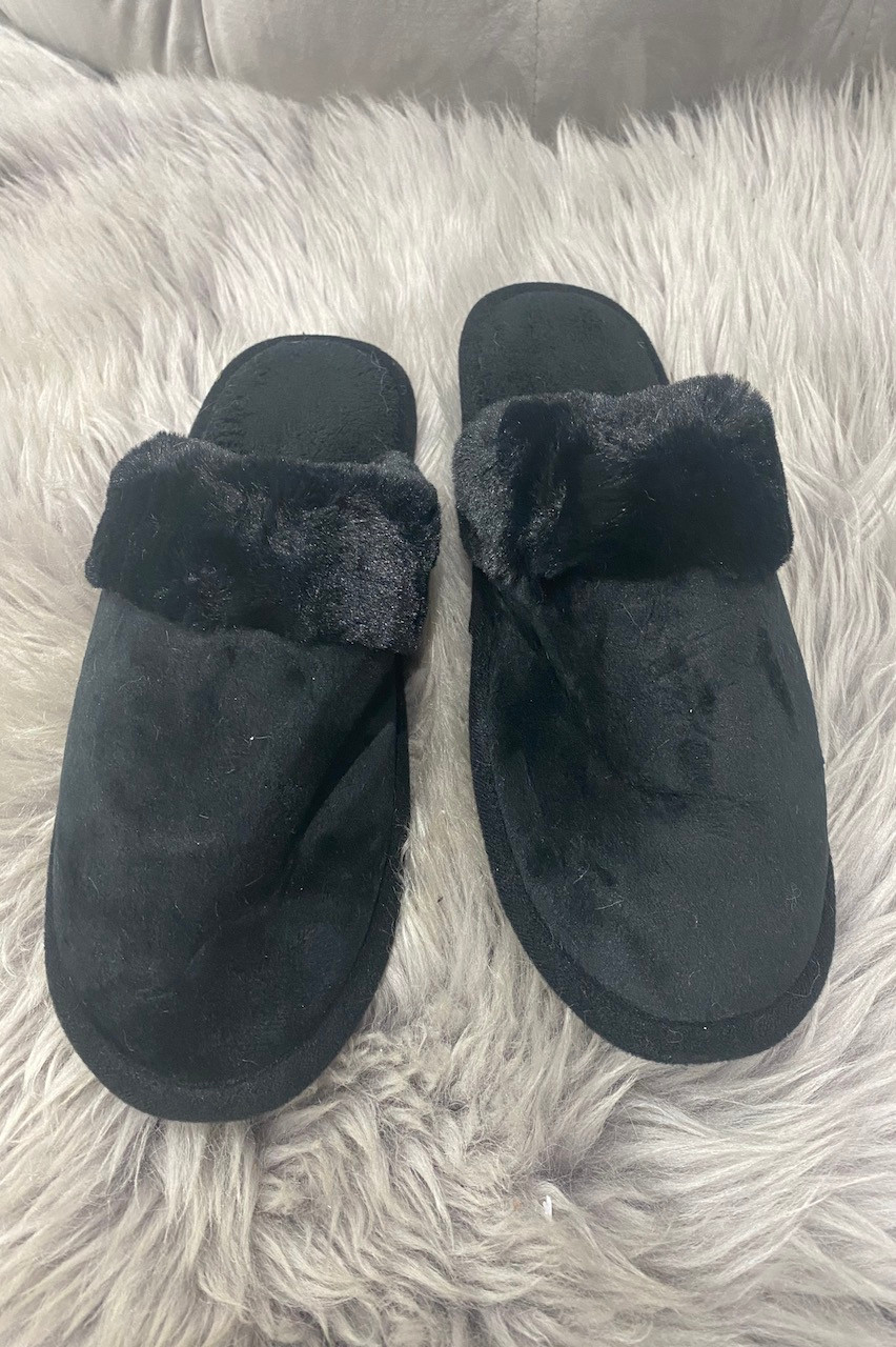Classic Black Fluffy Slippers - Want That Trend