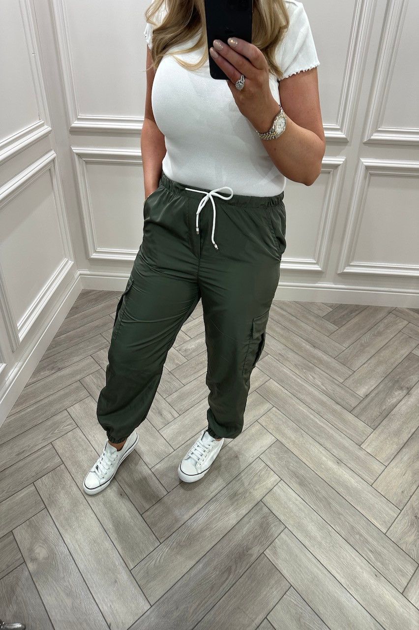 Khaki Cargo Joggers Want That Trend