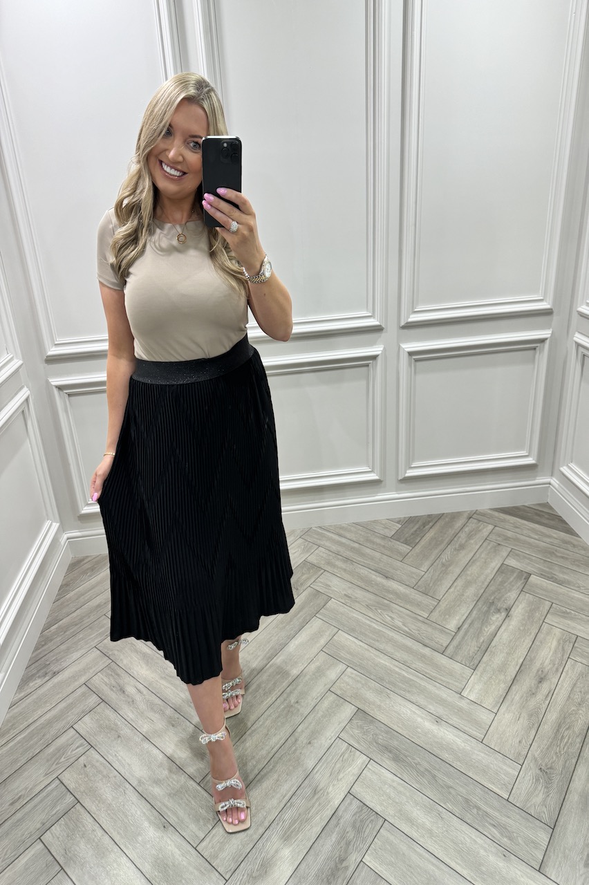 Black Dreamy Pleated Midi Skirt