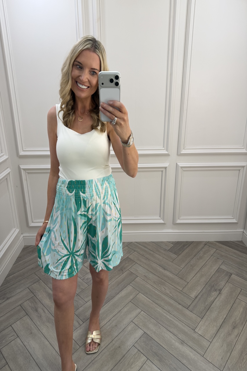 Wren Green Floral Elasticated Shorts