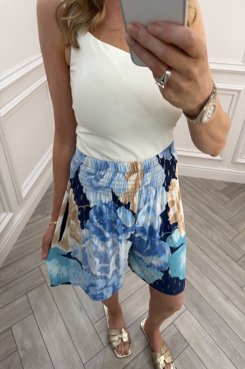 Bambi Navy & Blue Floral Elasticated Shorts