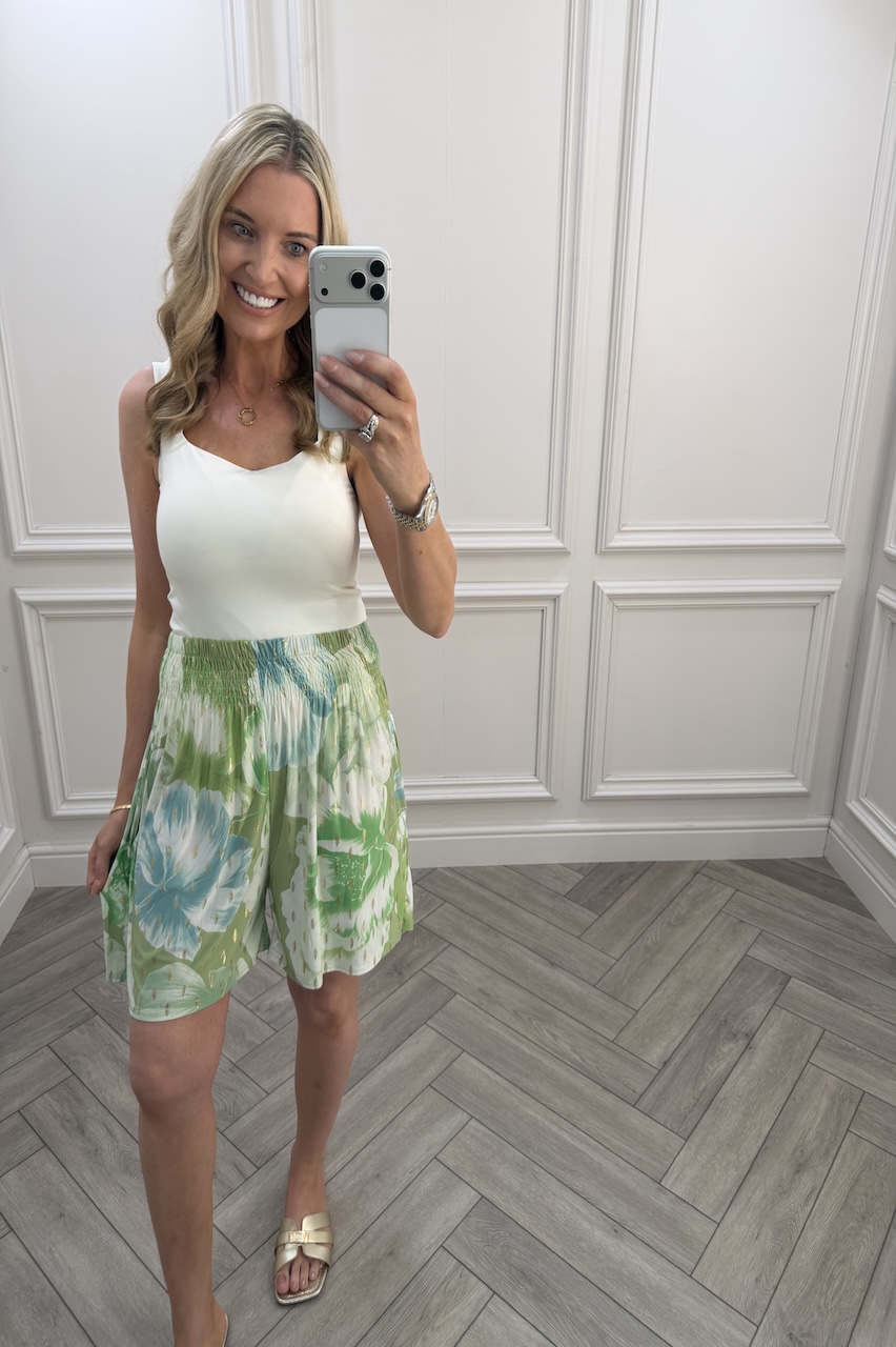 Bambi Green & Cream Floral Elasticated Shorts