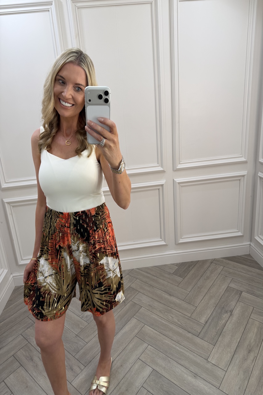 Penny Red & Tan Elasticated Shorts
