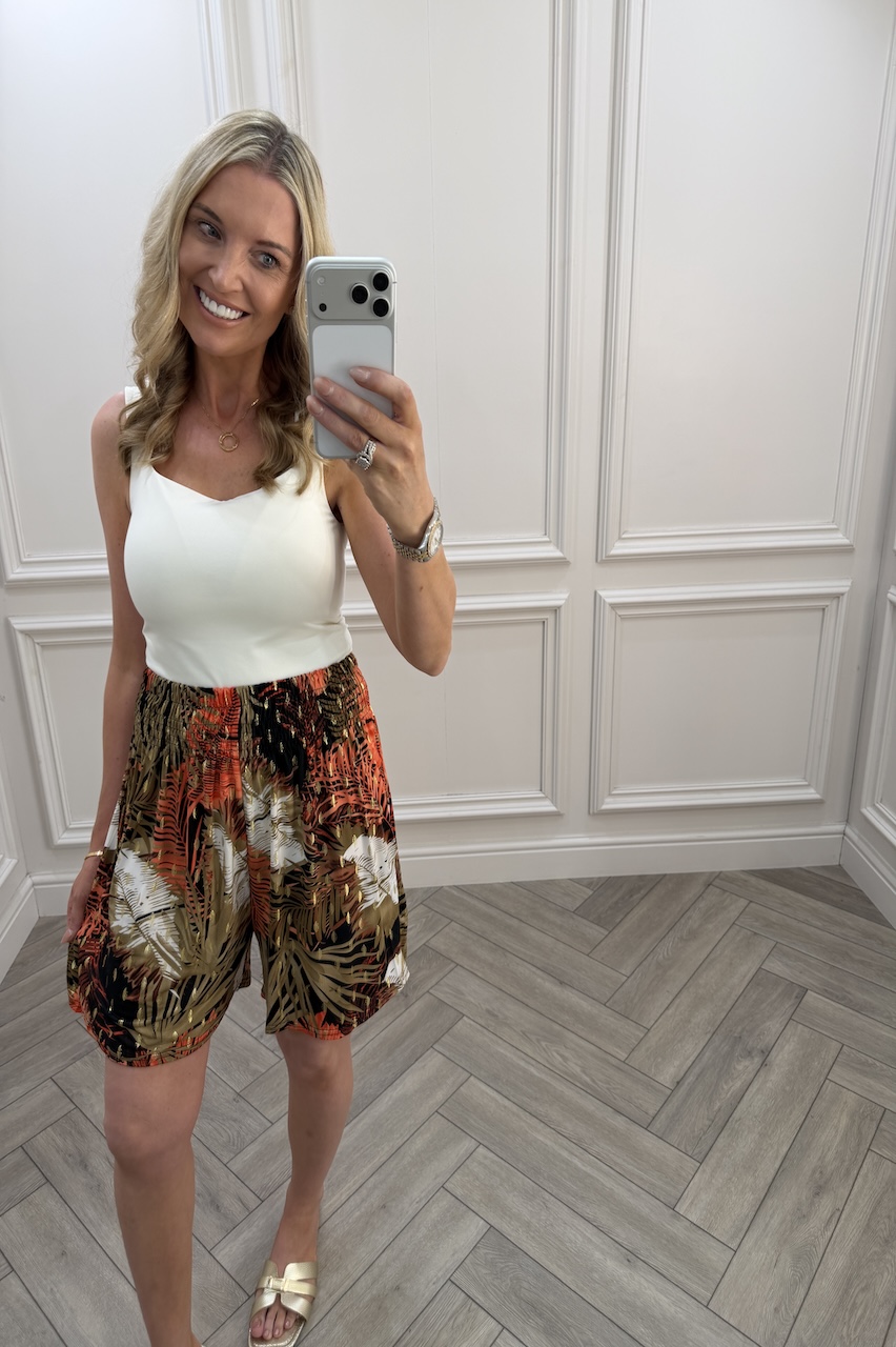 Penny Red & Tan Elasticated Shorts