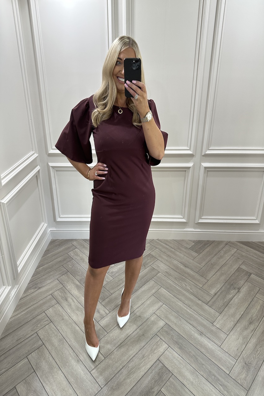 Duchess Wine  Flute Sleeve Bodycon