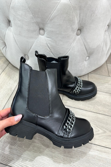 Black Duet Chain Ankle Boots Want That Trend