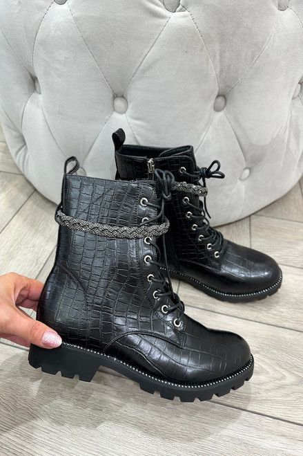 Trekker Croc Biker Boots