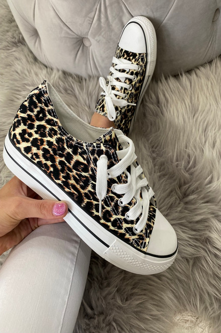 next leopard trainers
