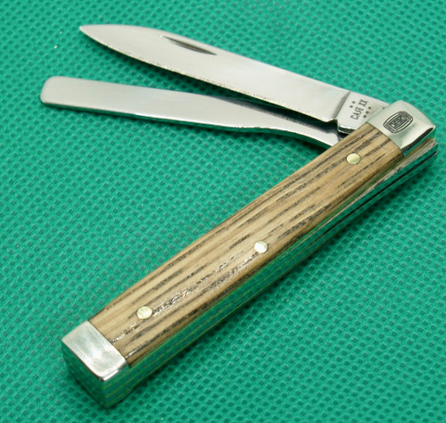 CASE XX KNIFE MADE USA 2025 KENTUCKY BOURBON BARREL OAK BABY DOCTOR KNIFE 7282SP SS  ONLY 350 MADE