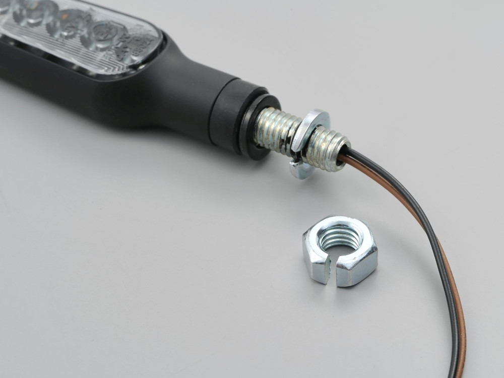 DAYTONA D LIGHT STELLAR, Sequential LED indicators, 88266