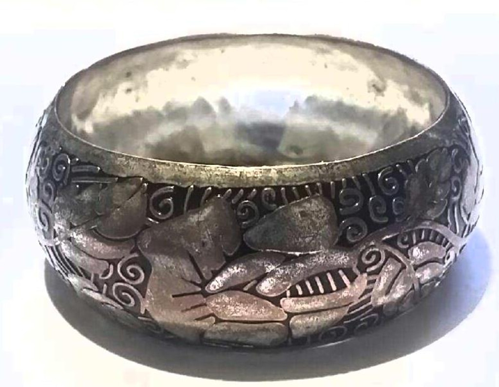 Etched Leaf Art Metal Bangle Bracelet - Vintage